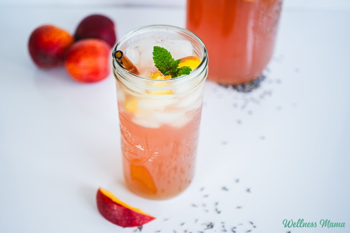 Iced Lavender Peach Tea Recipe (Natural and Caffeine-Free)