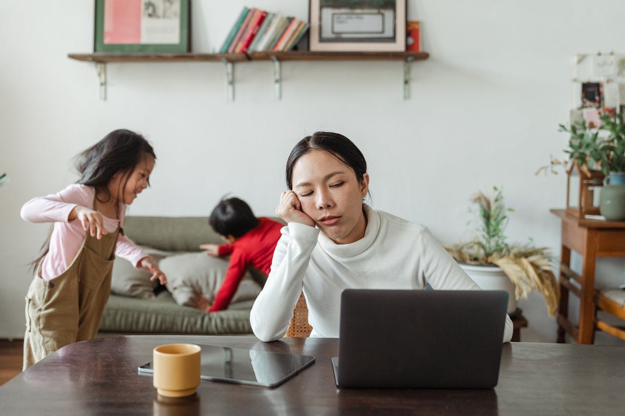 Right here’s Why {Couples} With out Children Don’t Need to Babysit Yours